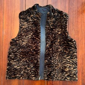 Reversible faux fur / Denim Vest